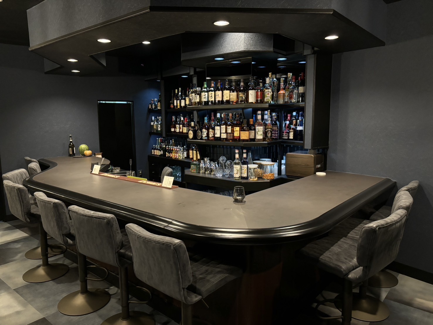 UTA TO SAKE 店内の様子